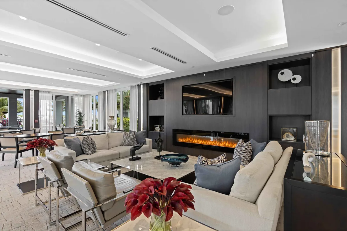 Water Club North Palm Beach — Interior