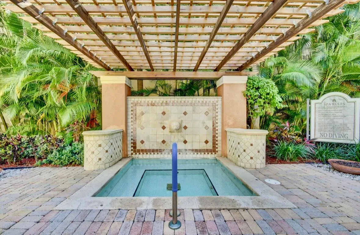 Courtyards in Cityplace Unit 412 photo 22