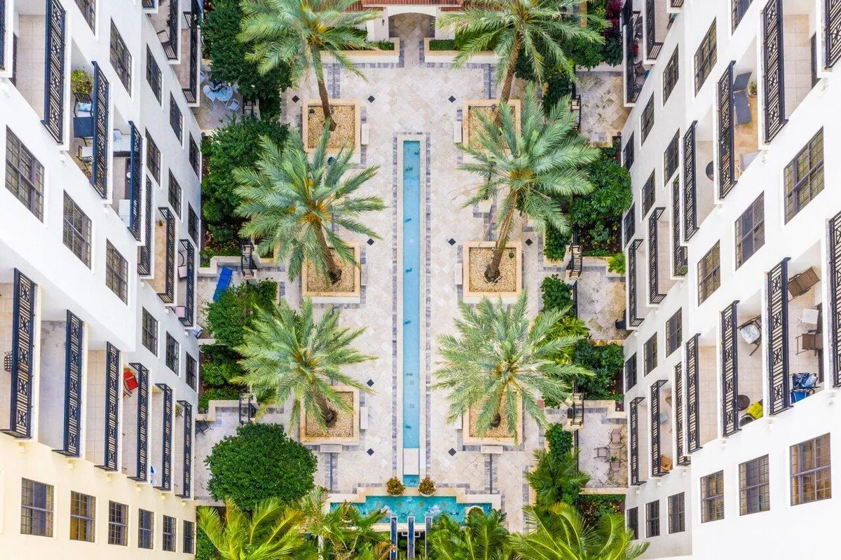 One City Plaza Unit 609 photo 34