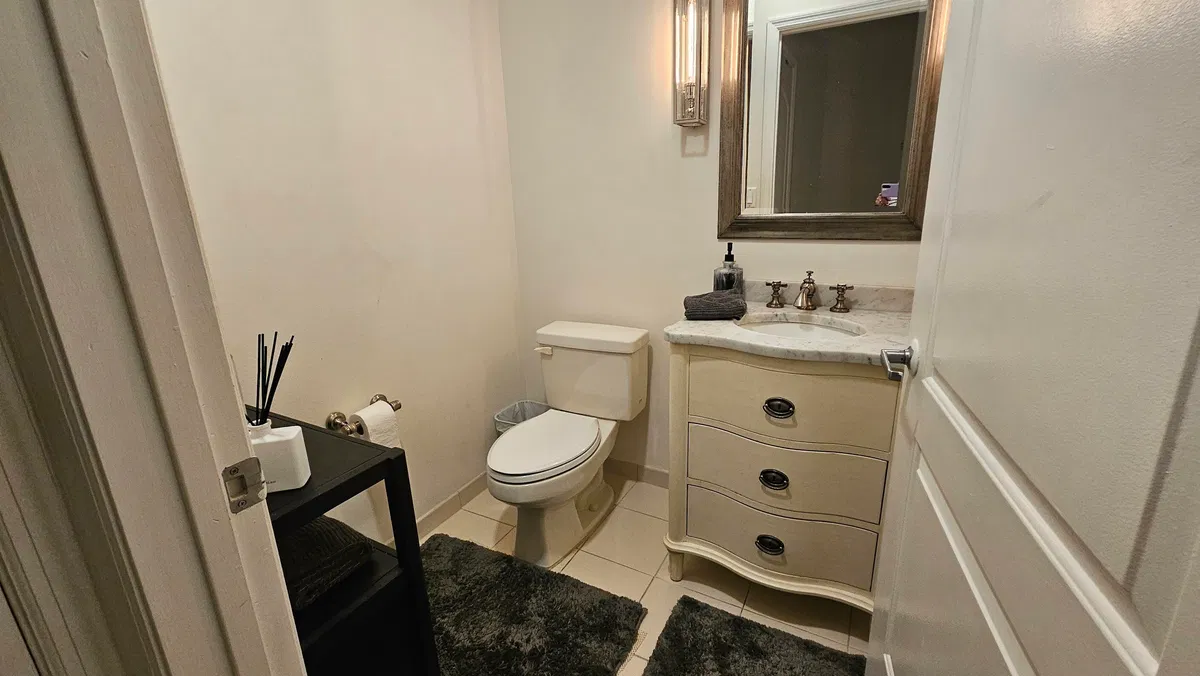 One City Plaza Unit 232 photo 19