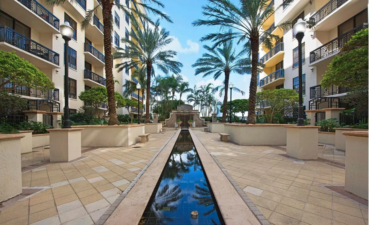 One City Plaza Unit 232 photo 28