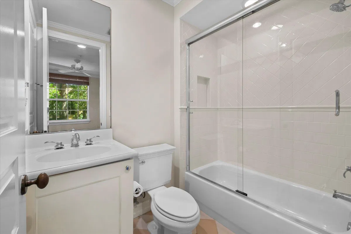 Magnolia Court Residence photo 16