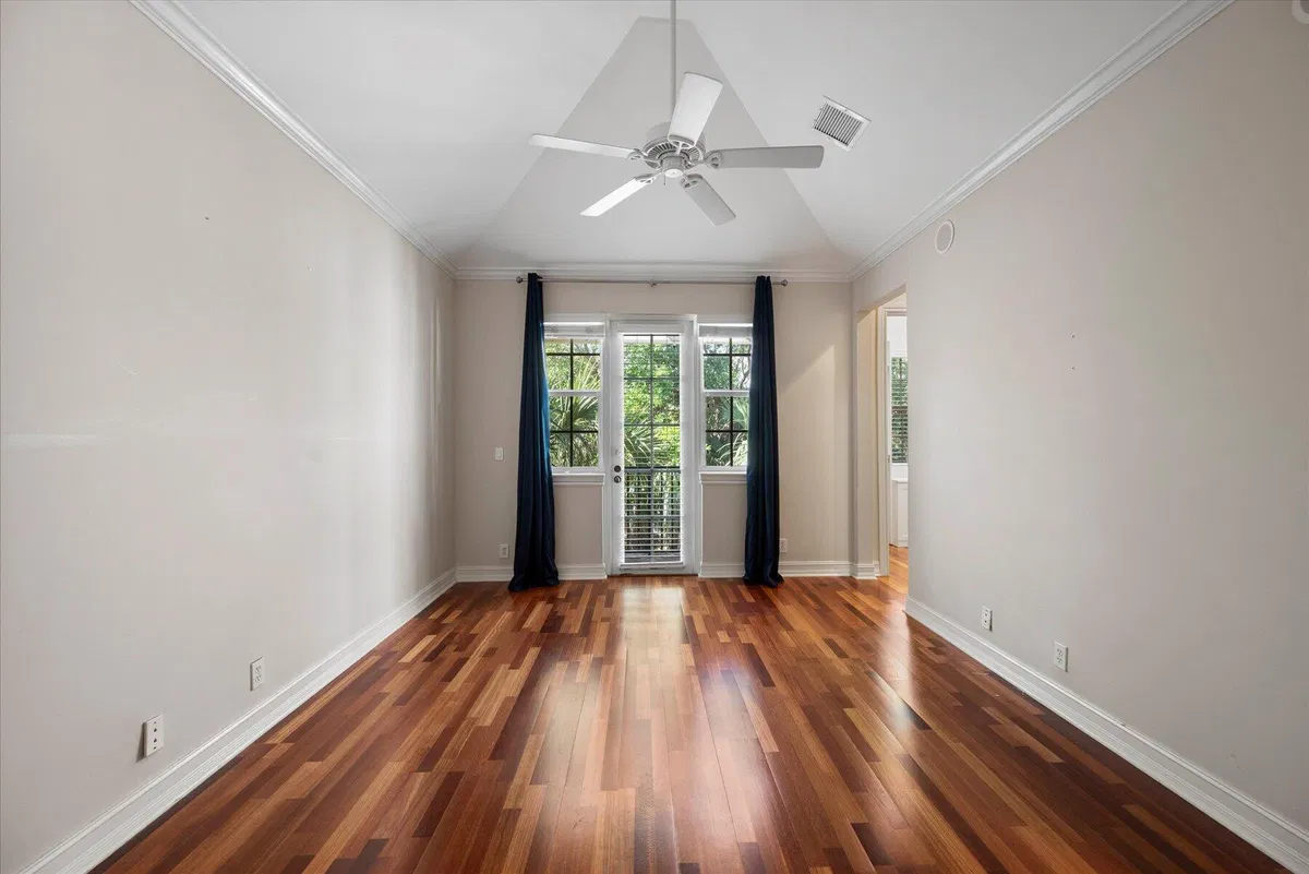 Magnolia Court Residence photo 28