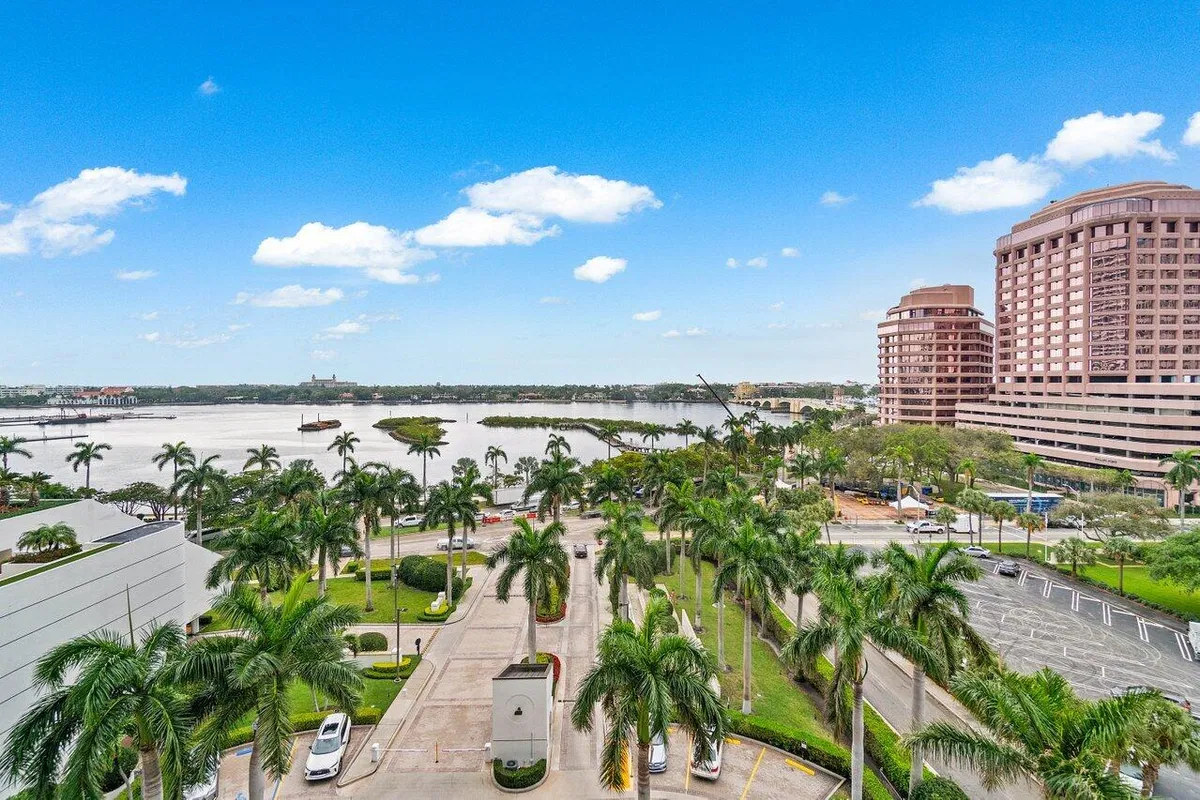 The Plaza of The Palm Beaches Unit 8g photo 31
