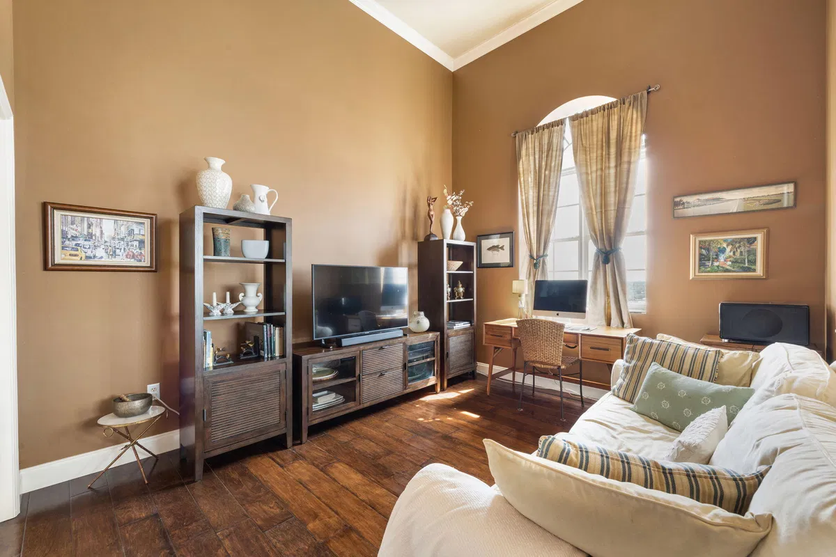 The Montecito Unit Lp13 photo 10