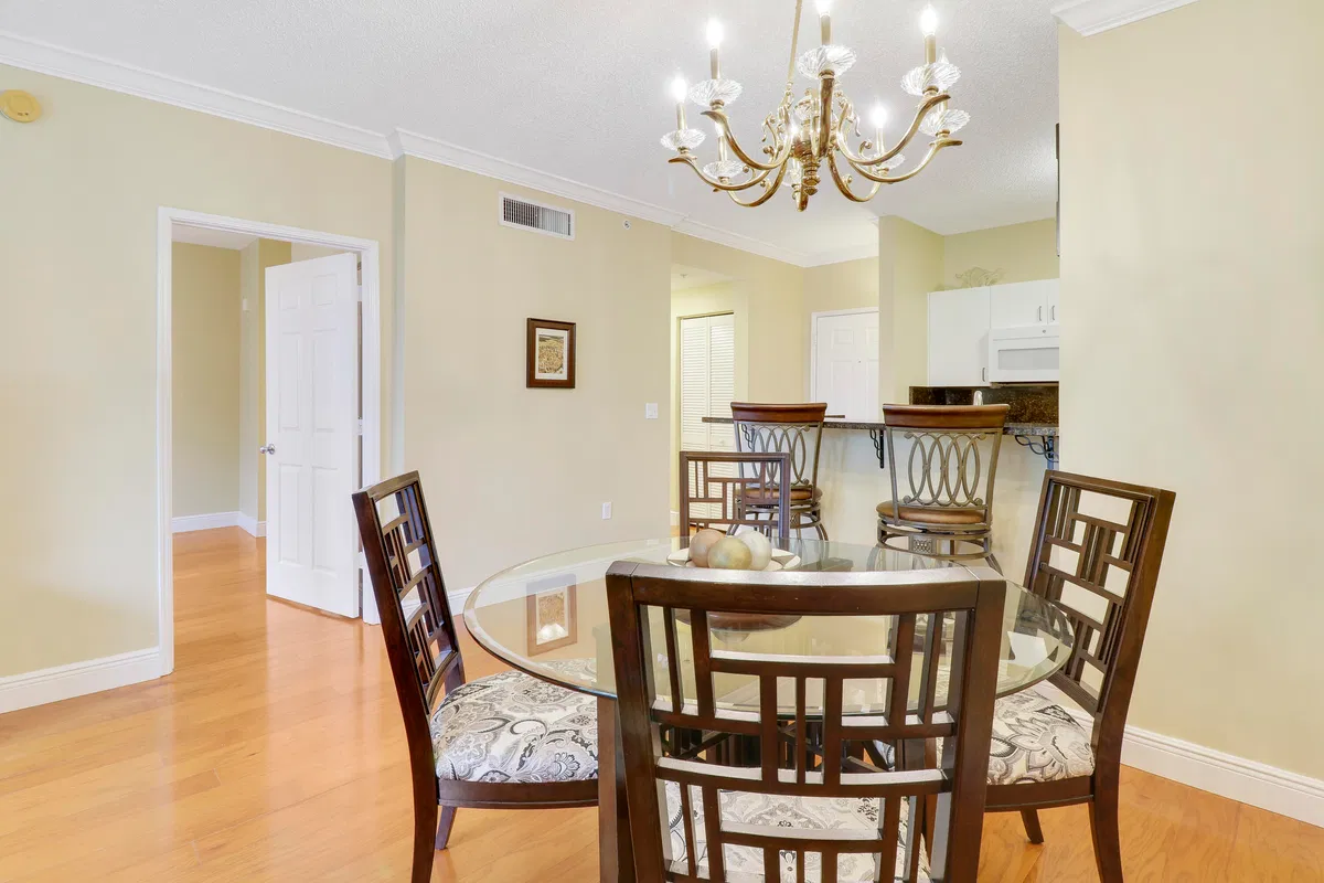 Courtyards in Cityplace Unit 512 photo 25