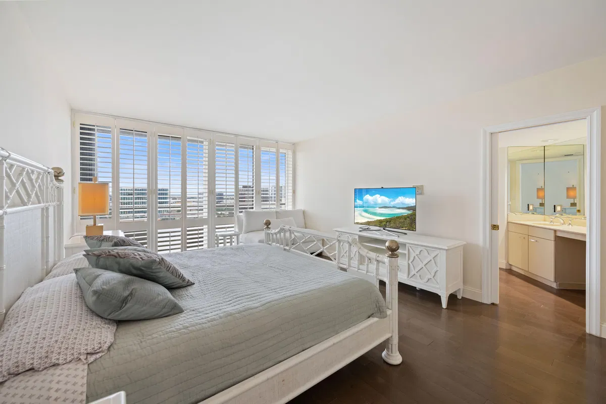The Plaza of The Palm Beaches Unit 23a photo 25