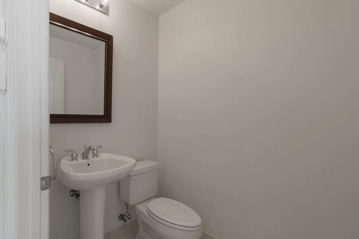 One City Plaza Unit 1222 photo 19