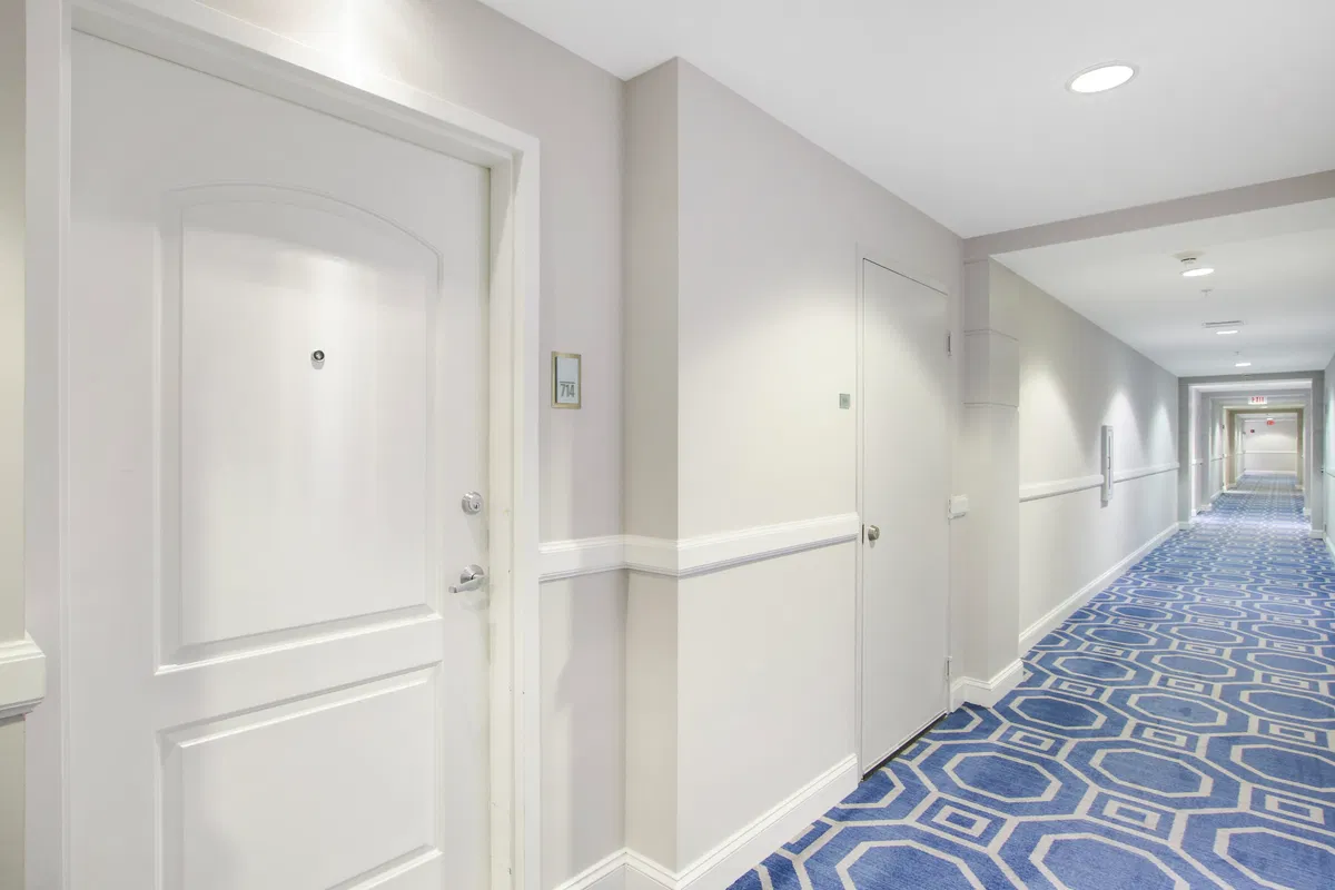 One City Plaza Unit 714 photo 4