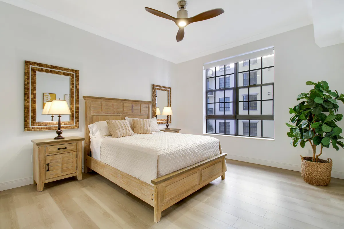 One City Plaza Unit 714 photo 16
