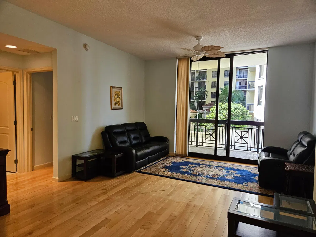 One City Plaza Unit 712 photo 7