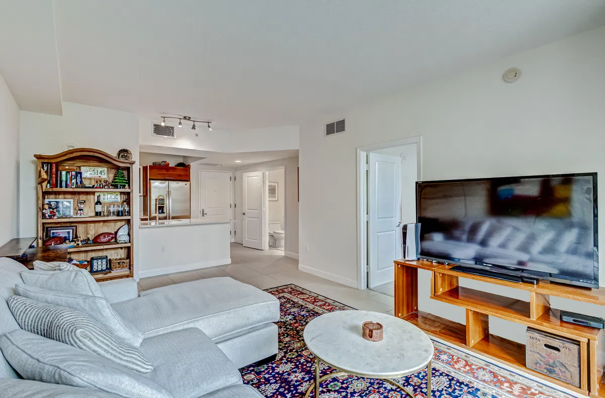 City Palms Unit 207 photo 7
