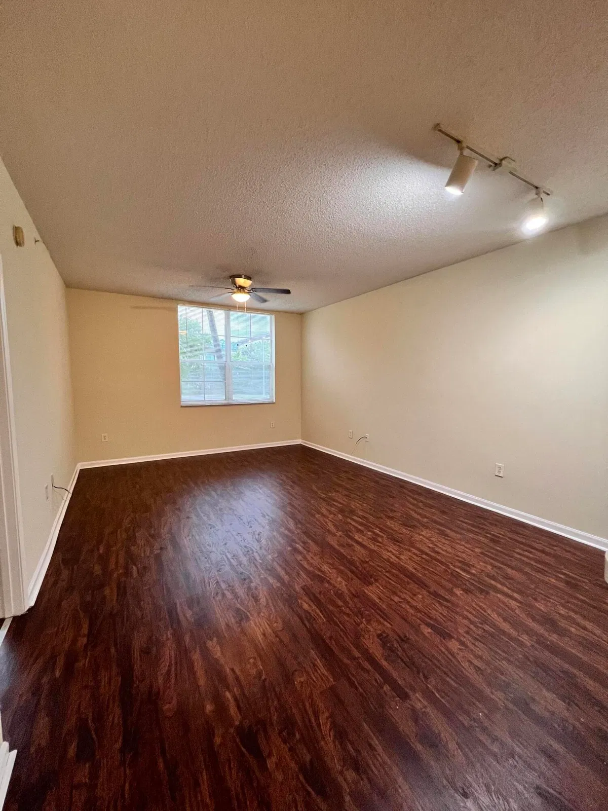 Courtyards in Cityplace Unit 101 photo 13
