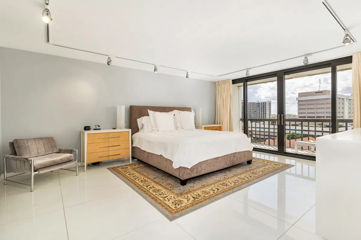 Waterview Towers Unit 1504 photo 13