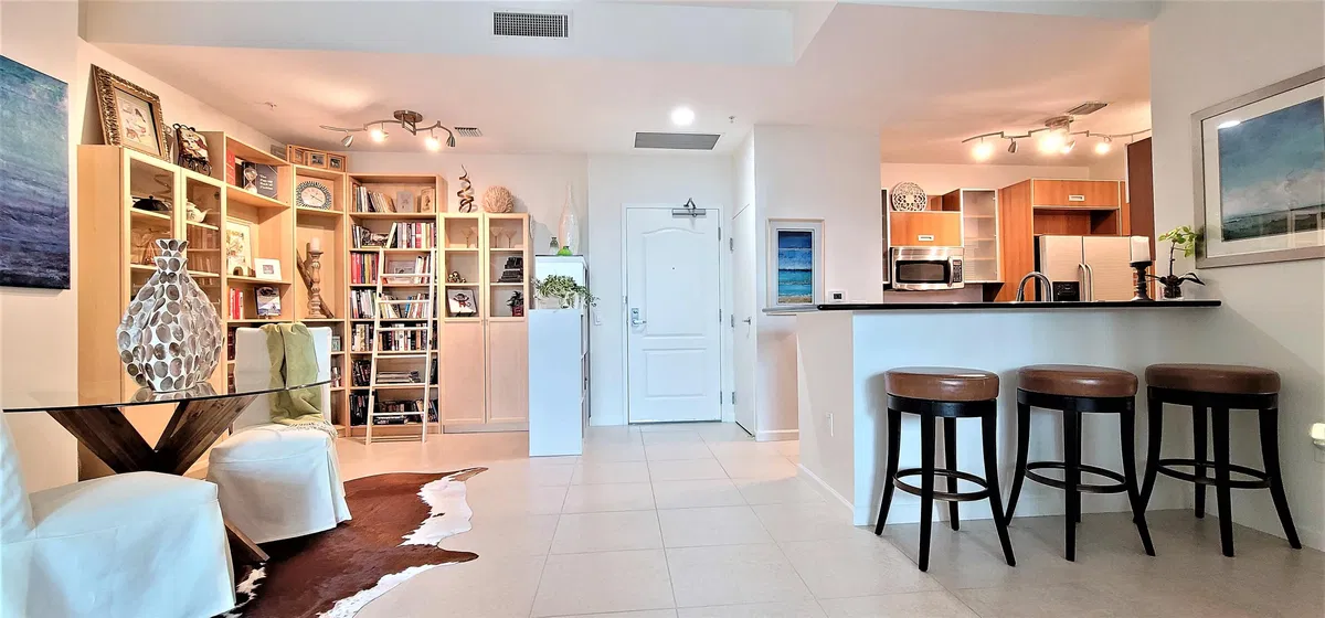 The Whitney Unit 315 photo 10