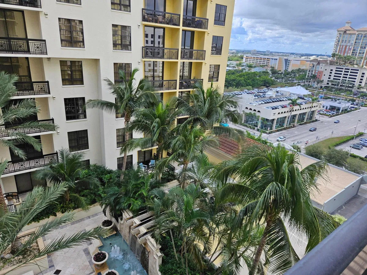 One City Plaza Unit 1113 photo 22