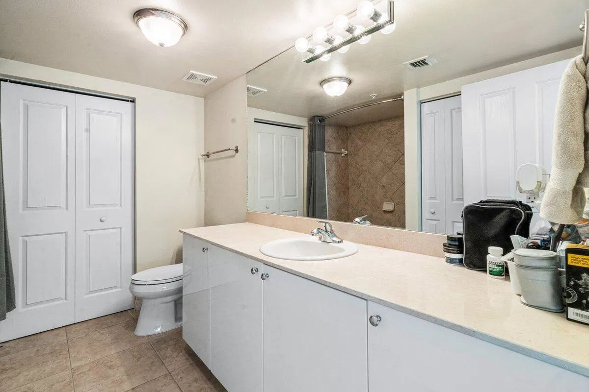 The Prado Unit 641 photo 7