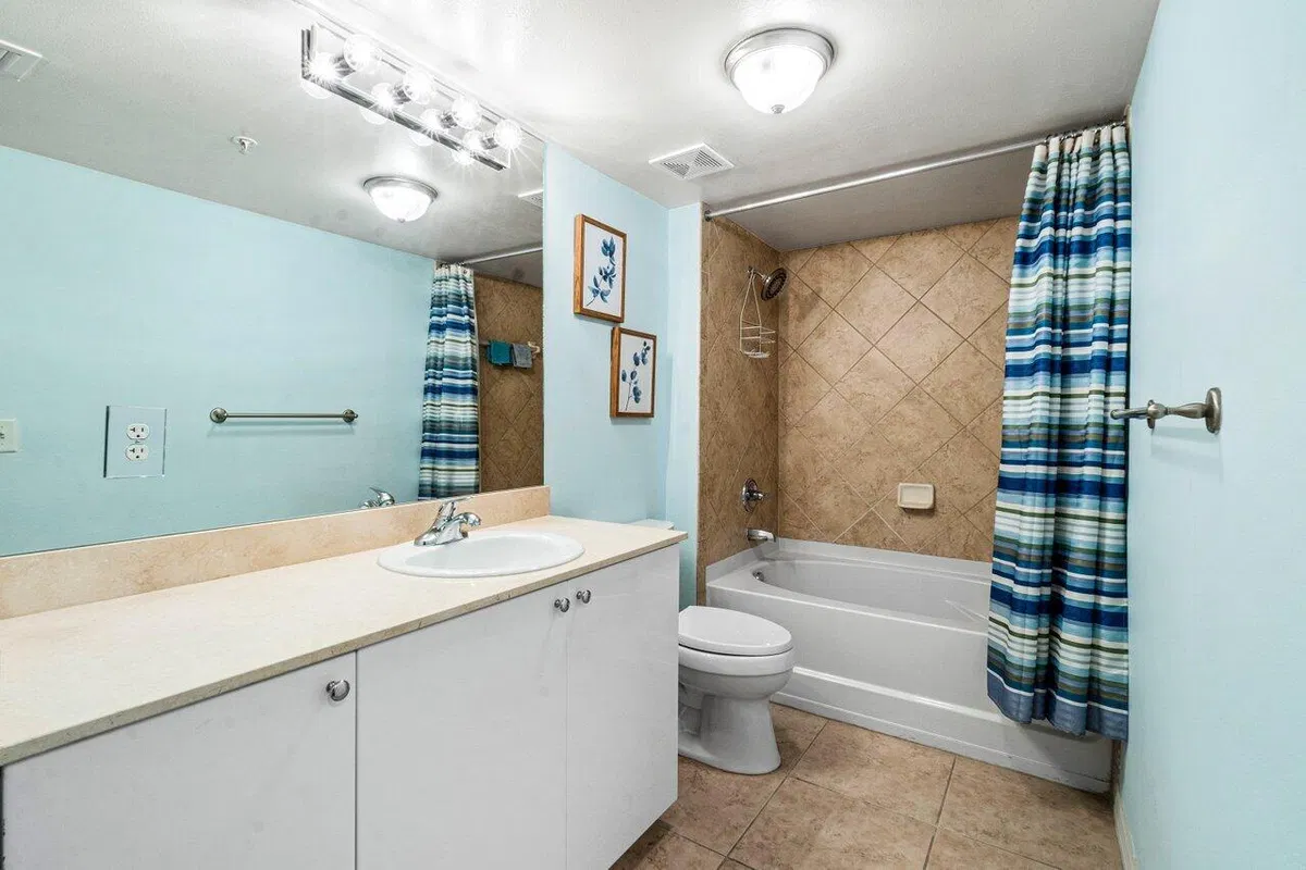 The Prado Unit 641 photo 10