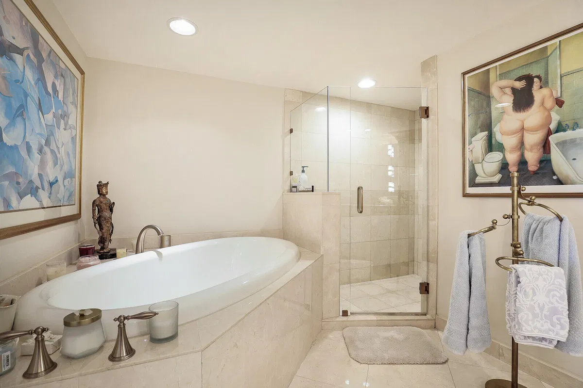 The Plaza of The Palm Beaches Unit 23g photo 13