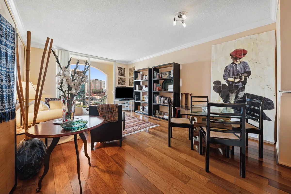 The Tower Condominium at Cityplace Unit 1208 Ph306 photo 4