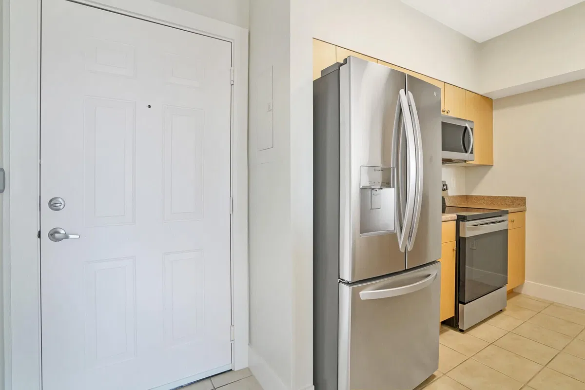 The Montecito Unit 805 photo 4