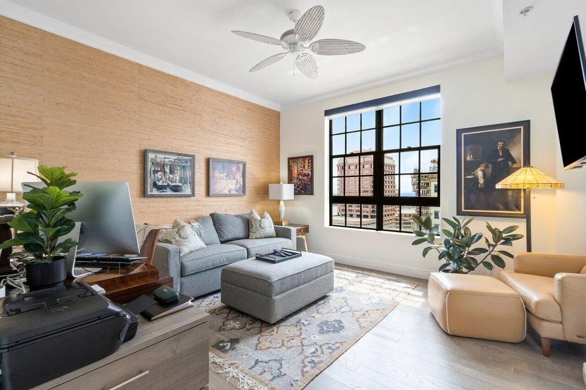 One City Plaza Unit 1206 photo 10