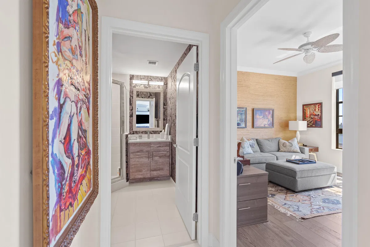 One City Plaza Unit 1206 photo 31