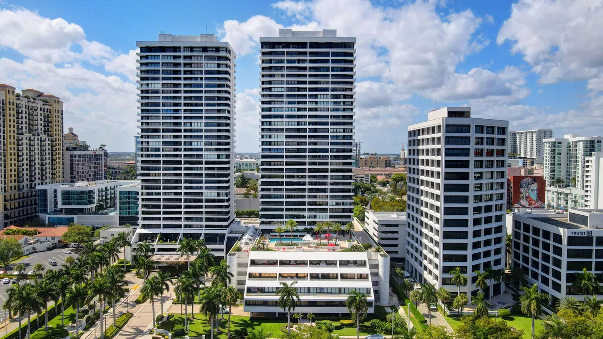 The Plaza of The Palm Beaches Unit 20a photo 4