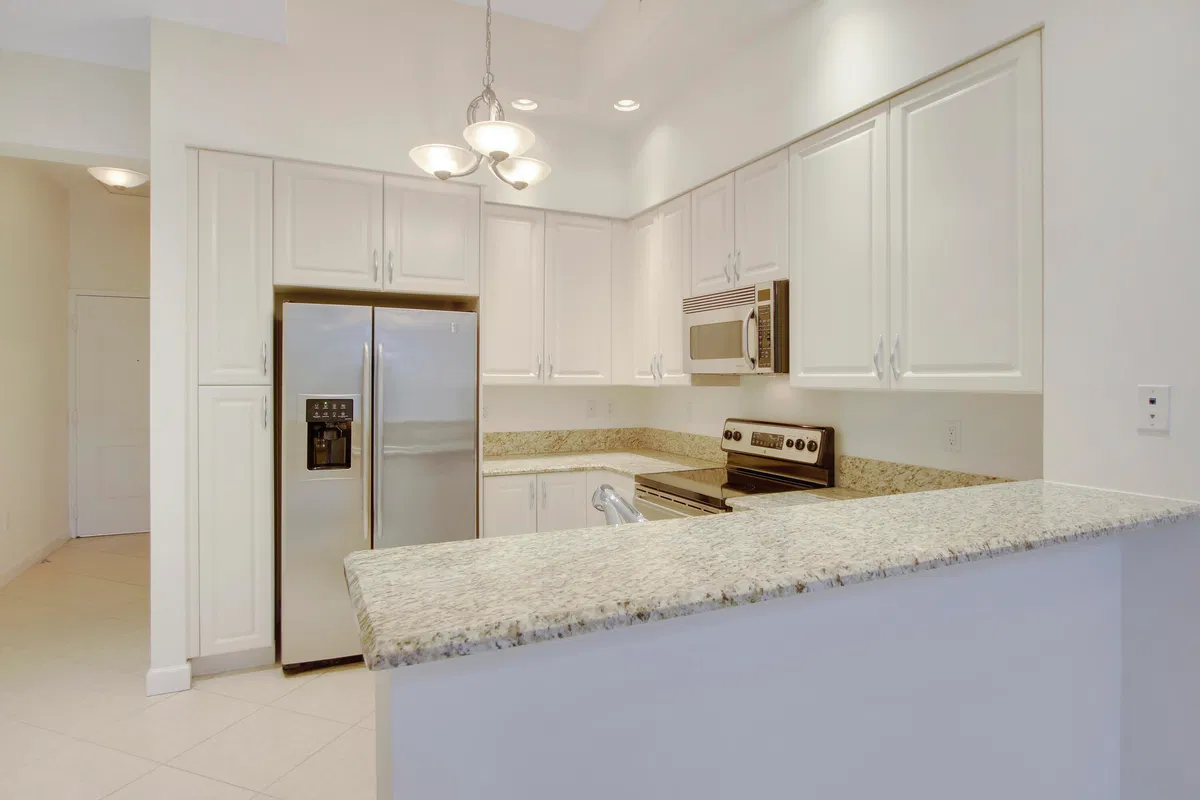 One City Plaza Unit 207 photo 10