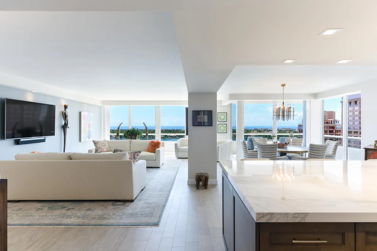 The Plaza of The Palm Beaches Unit 17h