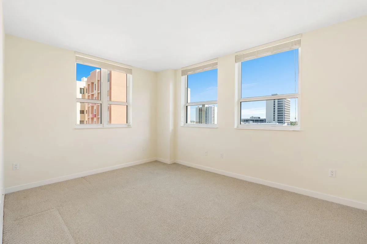 City Palms Unit 601 photo 19