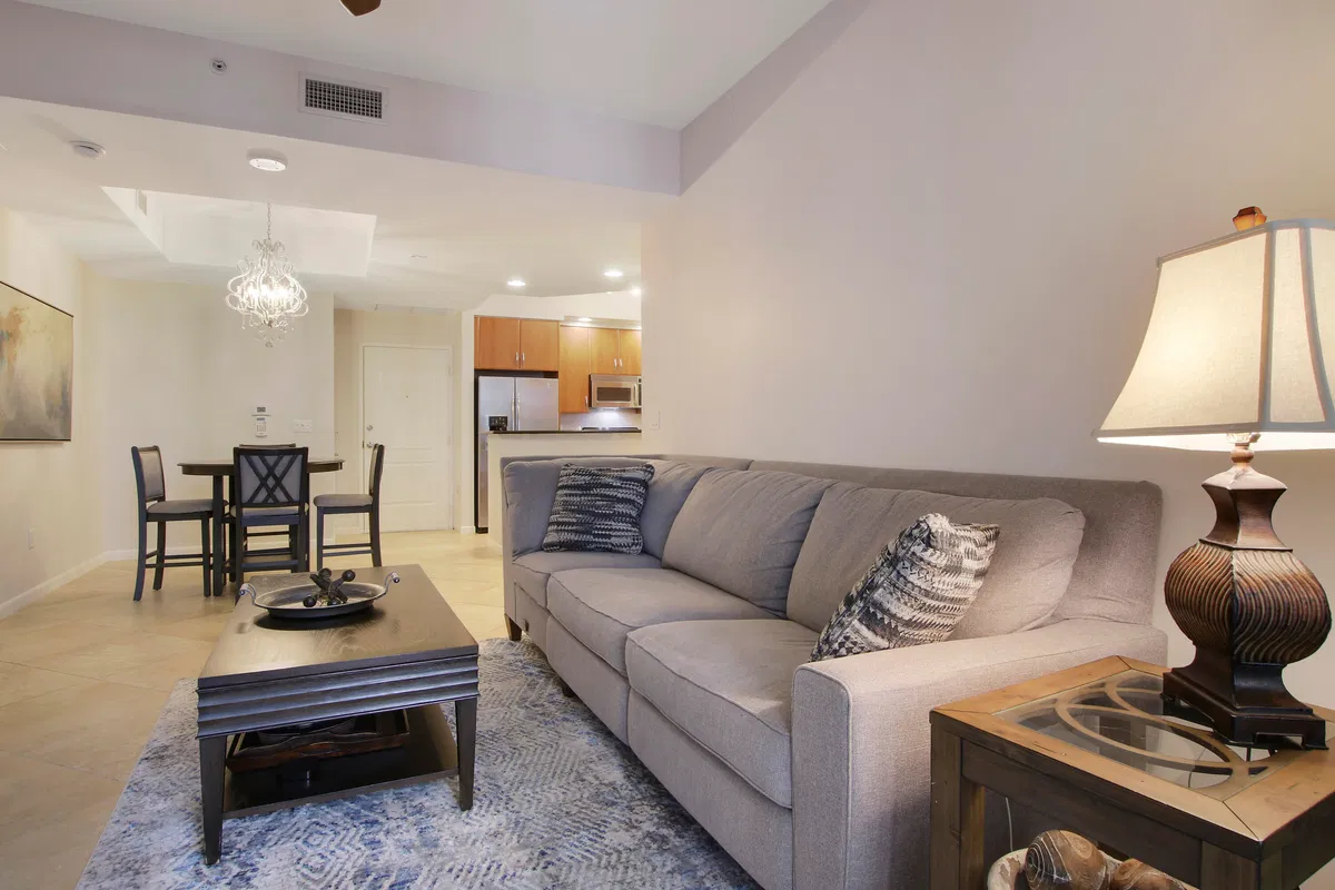 One City Plaza Unit 1024 photo 13