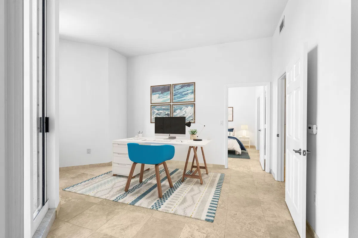 The Strand Unit 306 photo 16