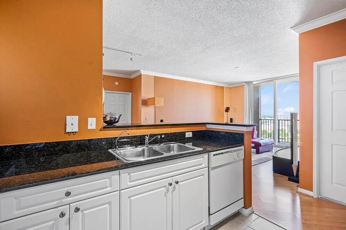 The Tower Condominium at Cityplace Unit 1104 photo 7