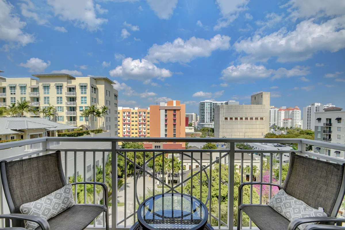 City Palms Unit 738 photo 13