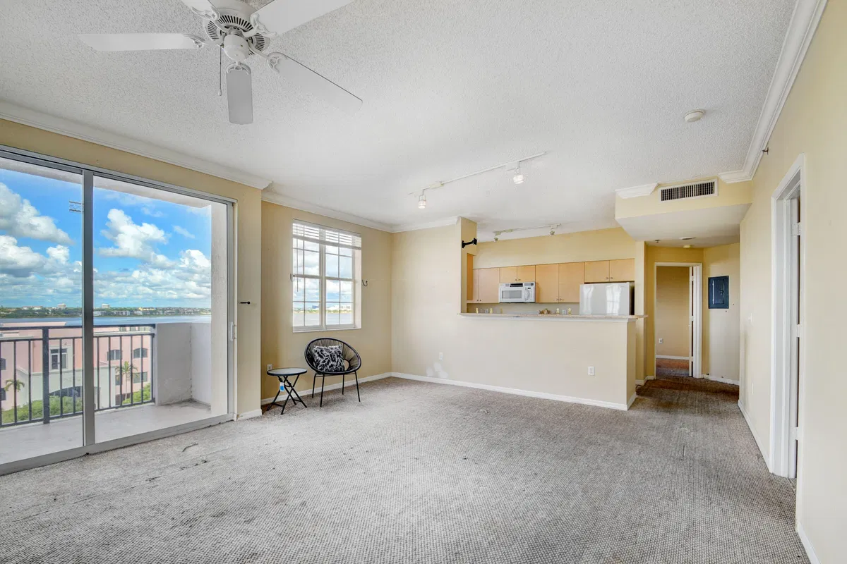 The Montecito Unit 613 photo 13