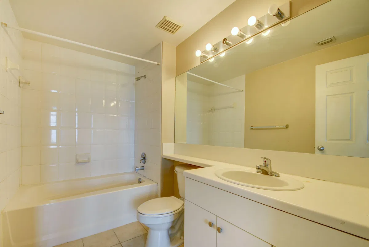 The Montecito Unit 613 photo 19