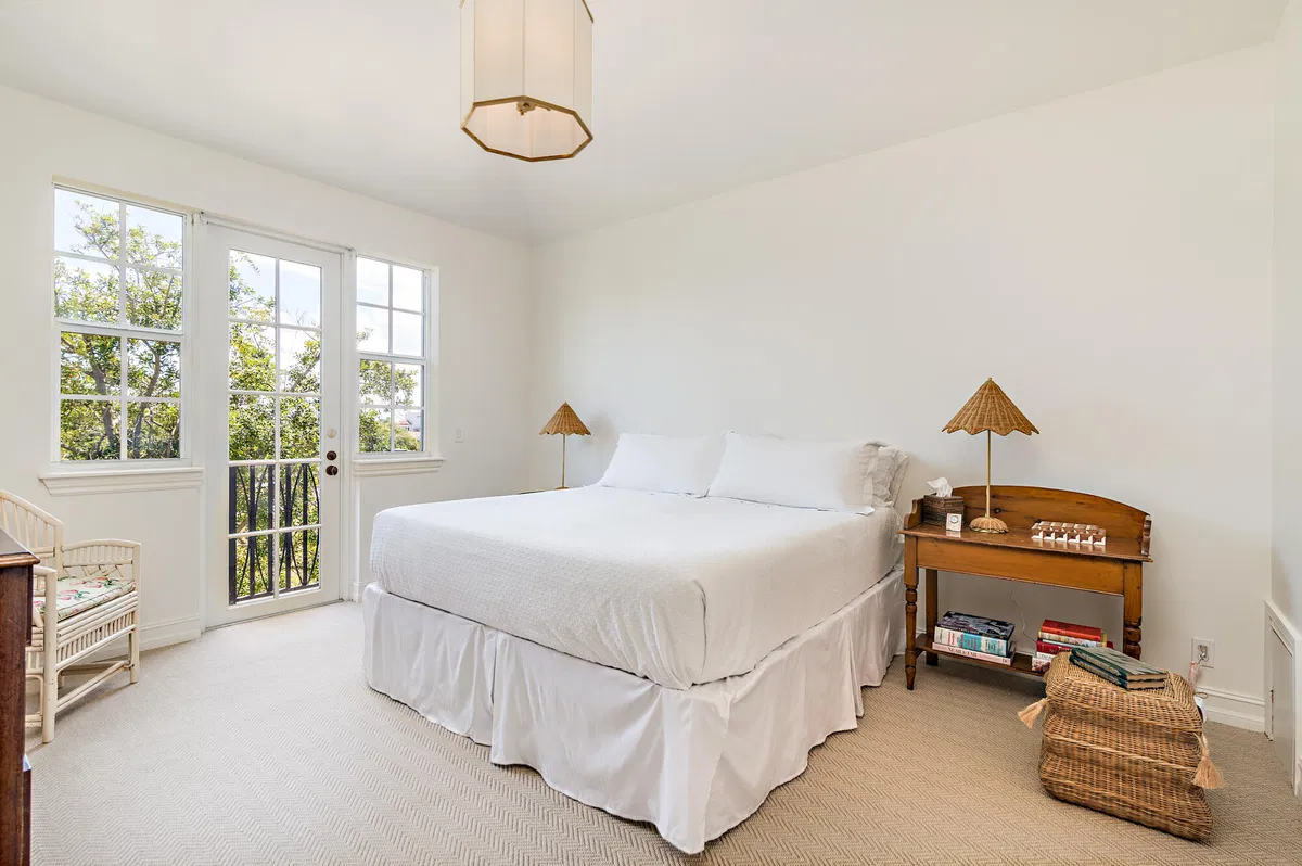 Magnolia Court Residence photo 4