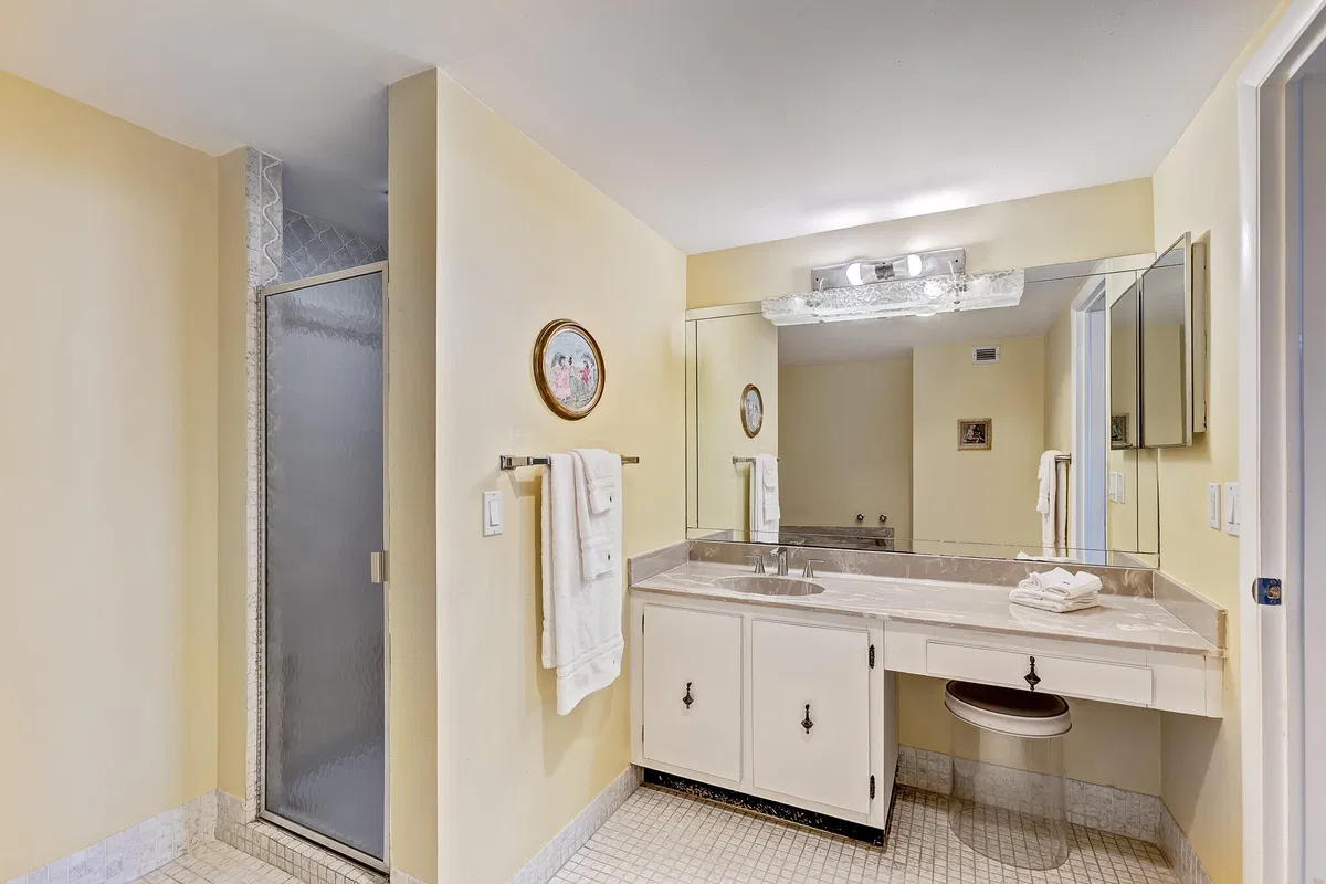 1701 S Flagler Unit 707 photo 16