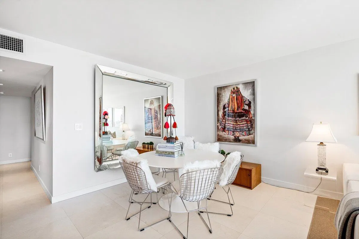 The Plaza of The Palm Beaches Unit 8h photo 4