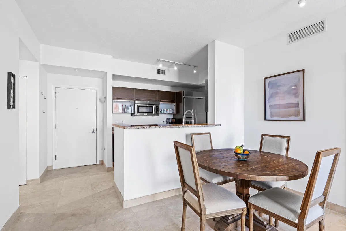 CityPlace South Tower Unit 1515 photo 7