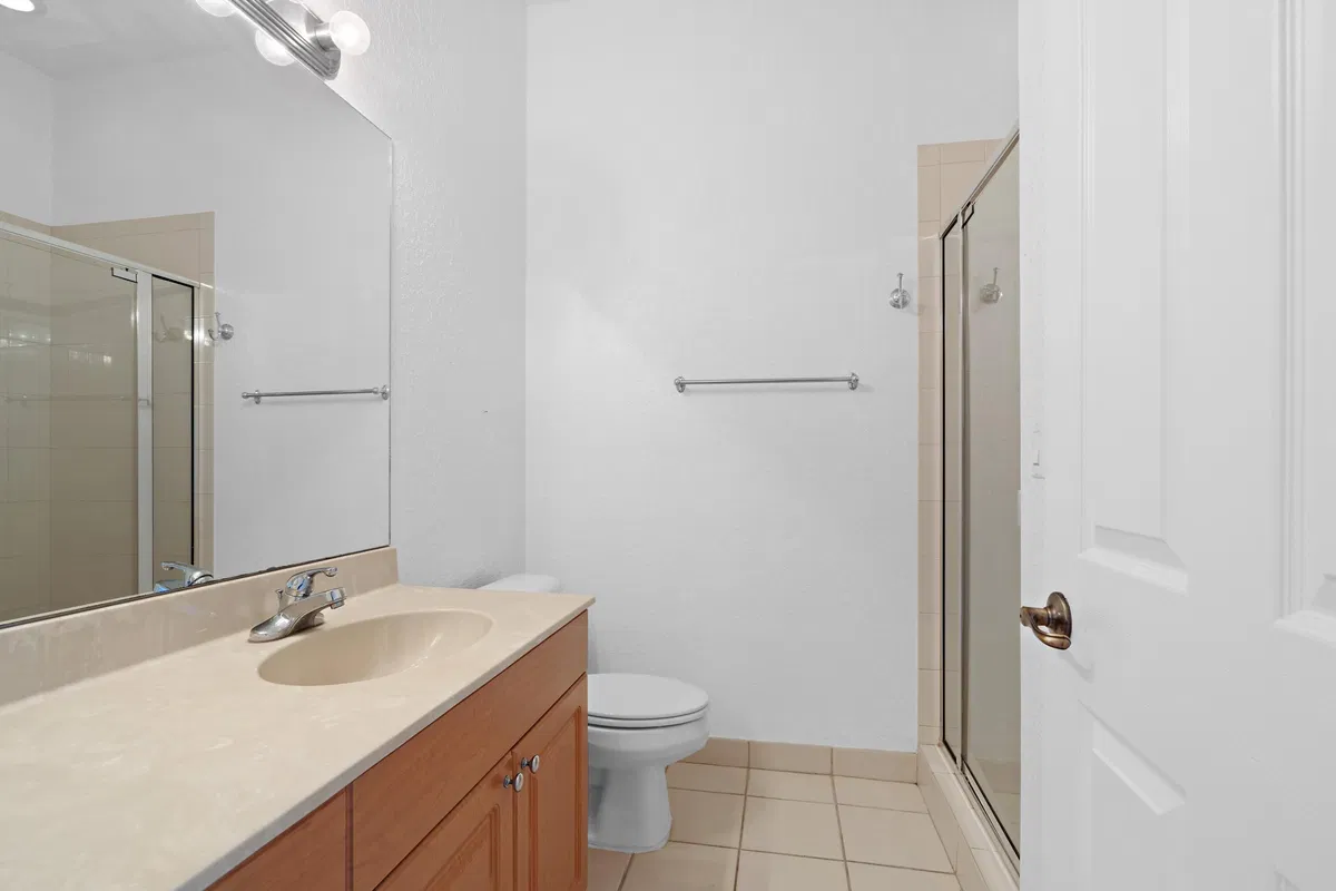 Residence photo 16
