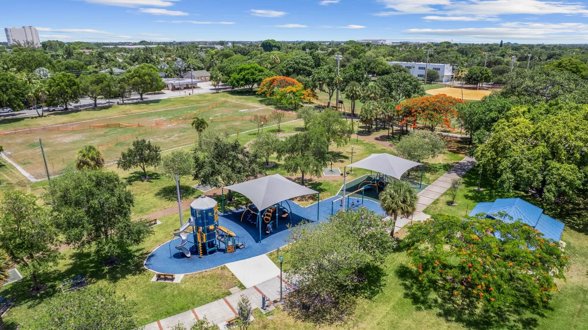 Residence photo 25
