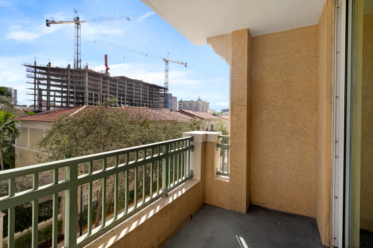 The Metropolitan Unit 309 photo 55