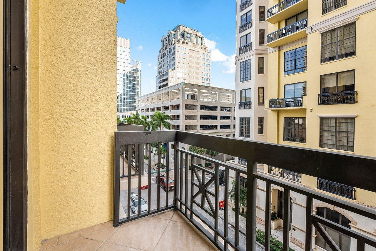 Two City Plaza Unit 310 photo 22