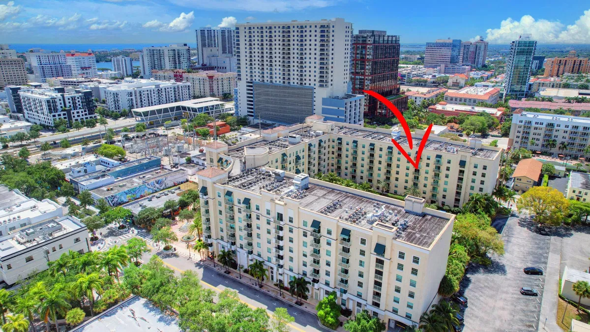 610 Clematis Unit 631 photo 43