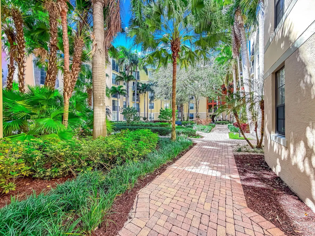 Courtyards in Cityplace Unit 218 photo 25