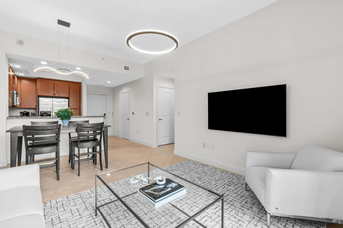 Two City Plaza Unit 1209
