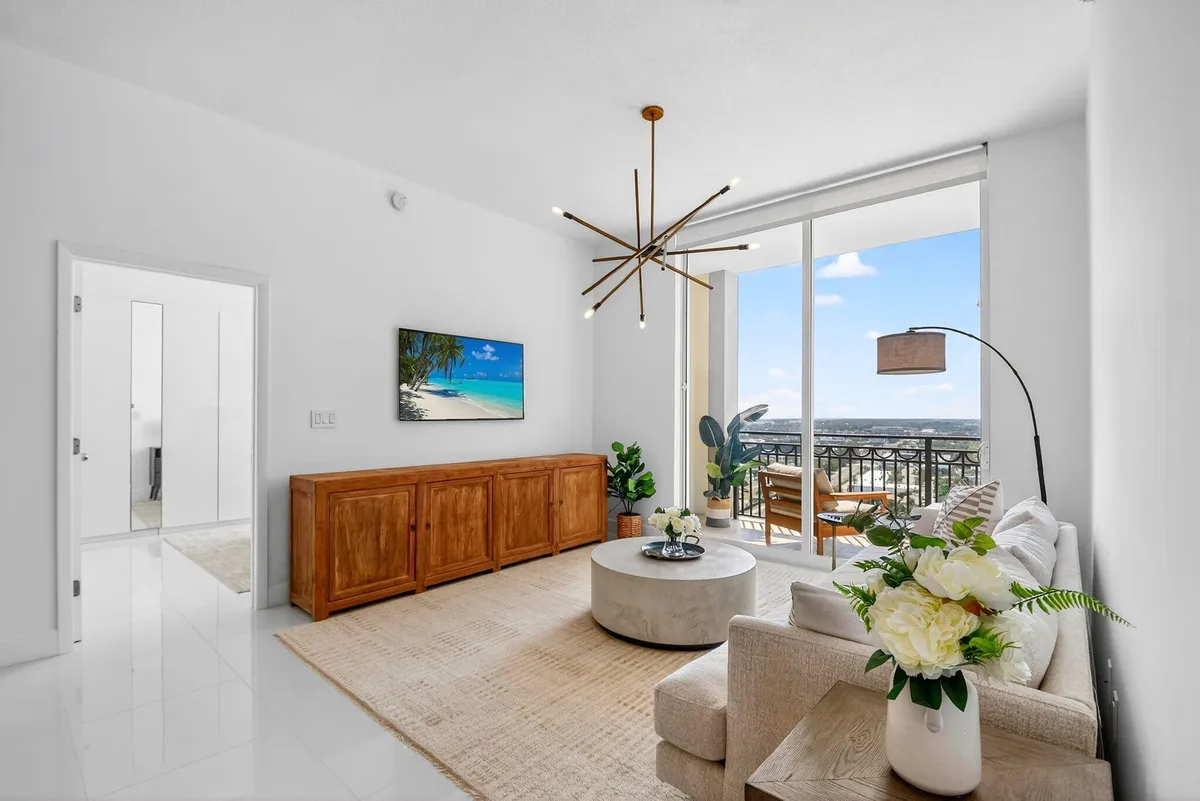 CityPlace South Tower Unit Lph-07