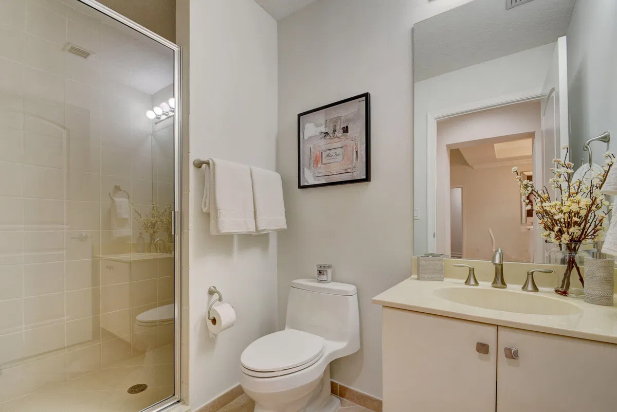 Two City Plaza Unit 1506 photo 16